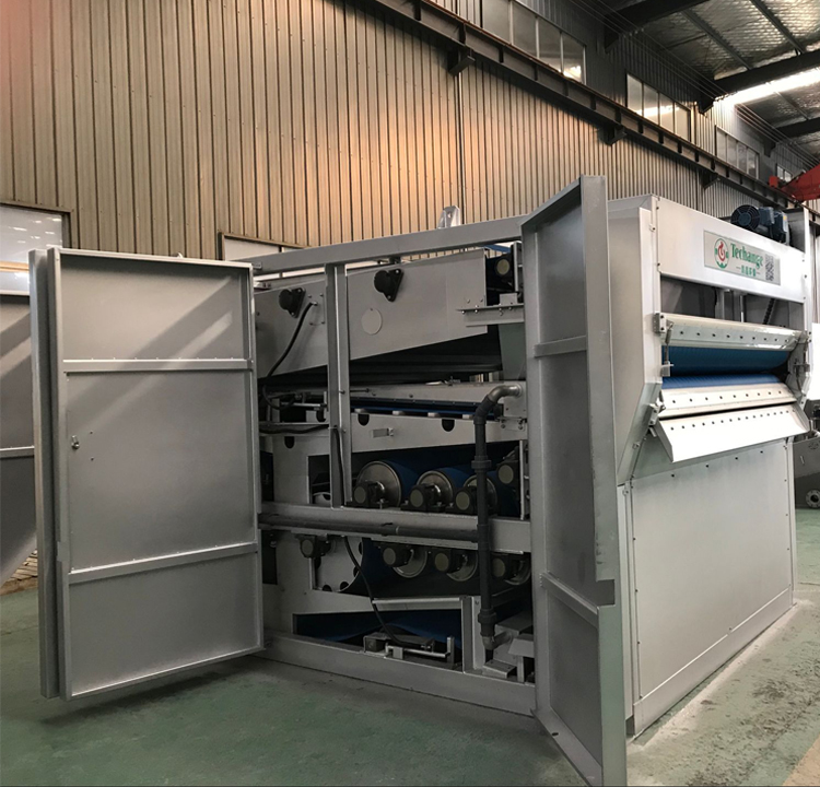the good credibility sludge dewatering belt filter press machine price