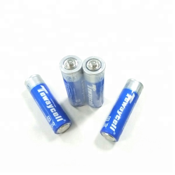 1,5 V AA R6 UM3 углеродная цинковая батарея сухого батареи