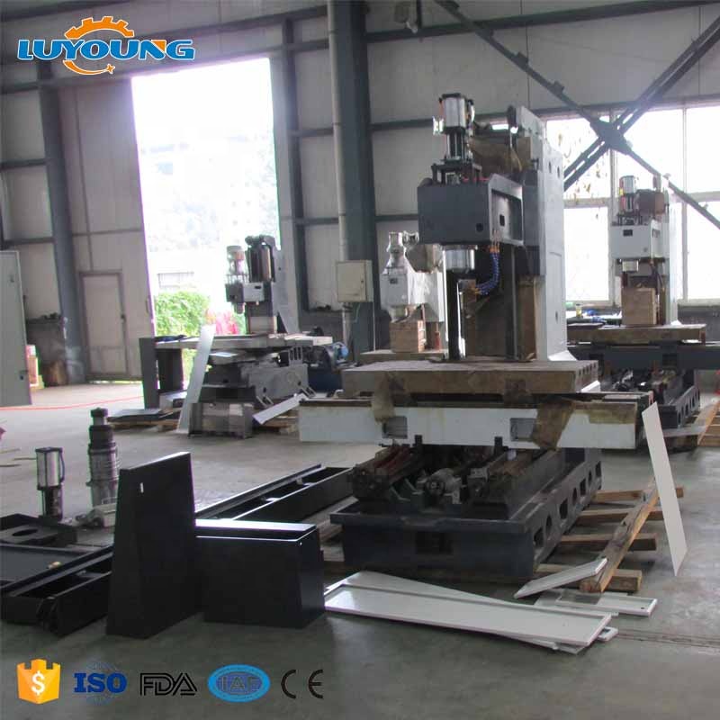 VMC1060 цены по прейскуранту завода-изготовителя 5 вертикальной оси cnc фрезерный станок для металла
