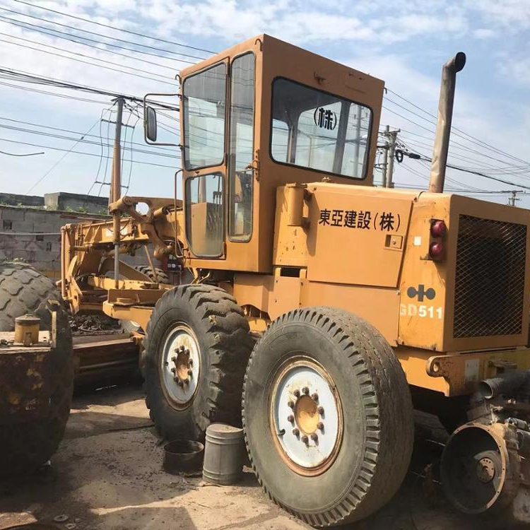 Продается несколько рабочих часов для автогрейдеров Komatsu GD511/цена договорная