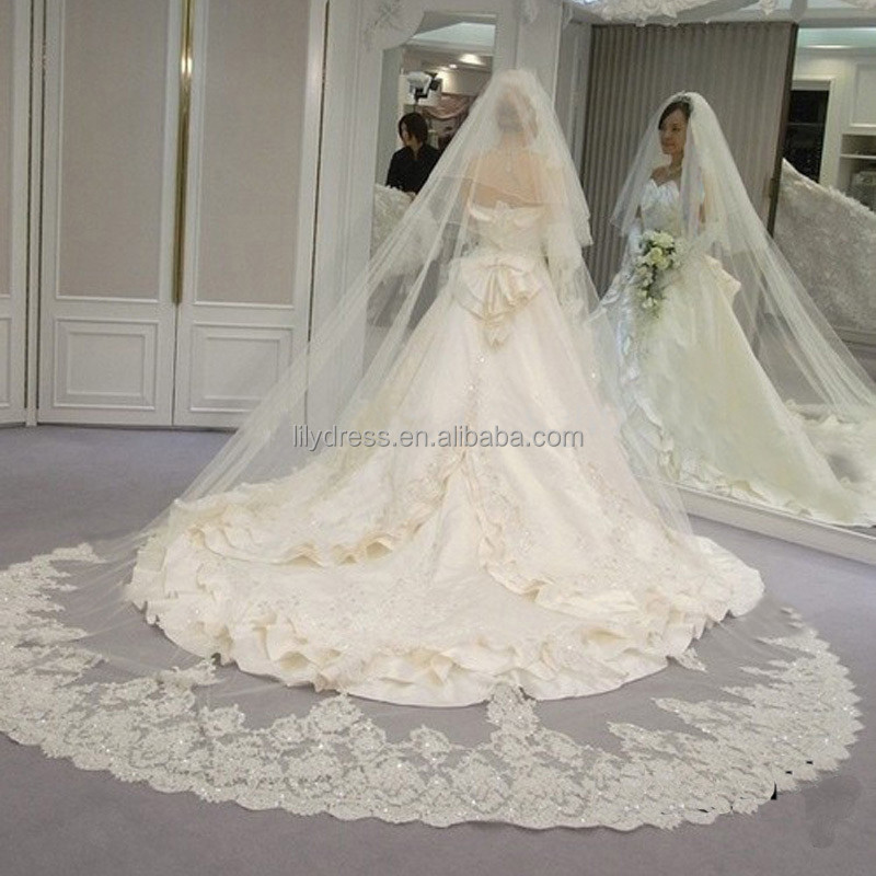 3 м въелось de novia 3 м 2 т; Цвет белый, слоновая кость; Праздничное блестками мерцающие кружевные пурпурные длинные Соборные Свадебные вуали BV021