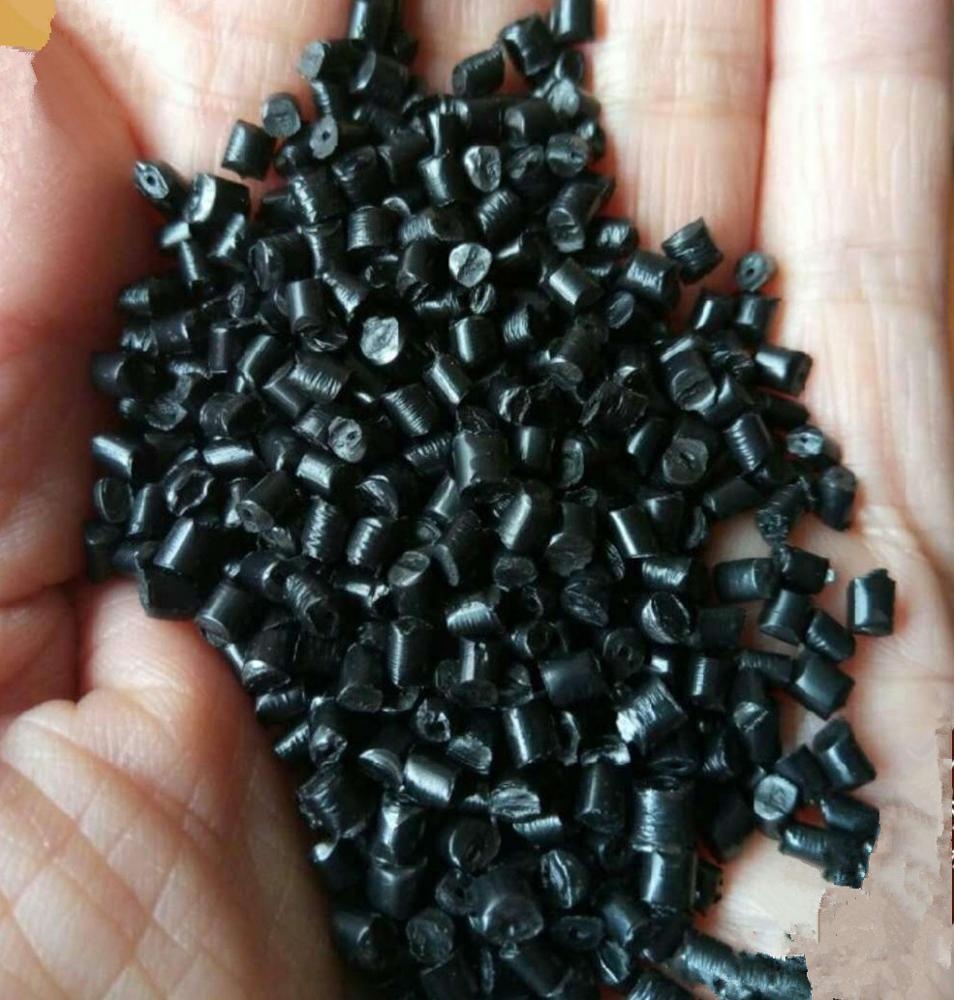 черный полиэтилен высокой плотности. черный полиэтилен в гранулах. черная гранула hf02. гранула pe100 iran. черный полиэтилен высокой плотности.