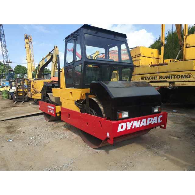 Б/у уплотнитель Dynapac CC211, дорожный каток CC211