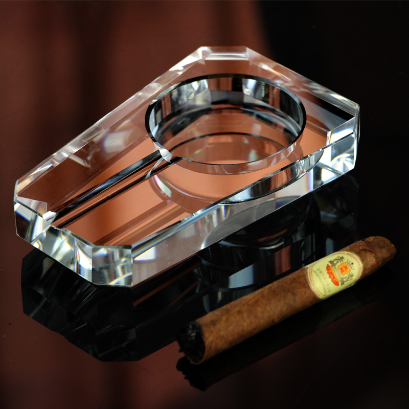 Arts and crafts handblown crystal cigar ashtray glass ashtray