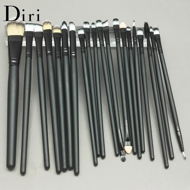 Beauty Needs Black Nylon Hair 20pcs Wooden Handle Makeup Brush Set