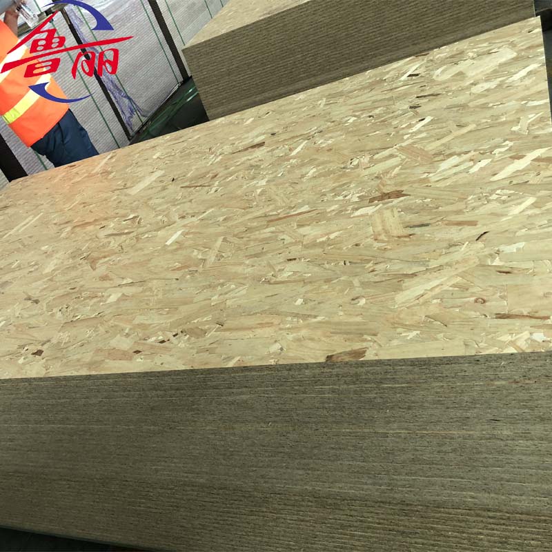 Высококачественная доска OSB для покрытия крыши и стен