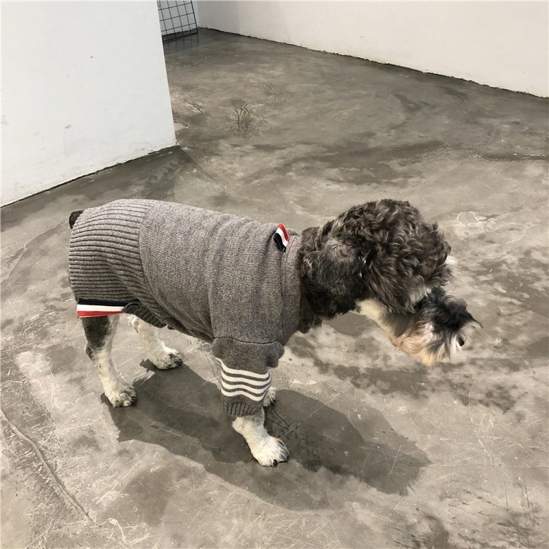 OEN/ODM spring and autumn new pet clothing Teddy fighting sweater small dog cat knit cardigan