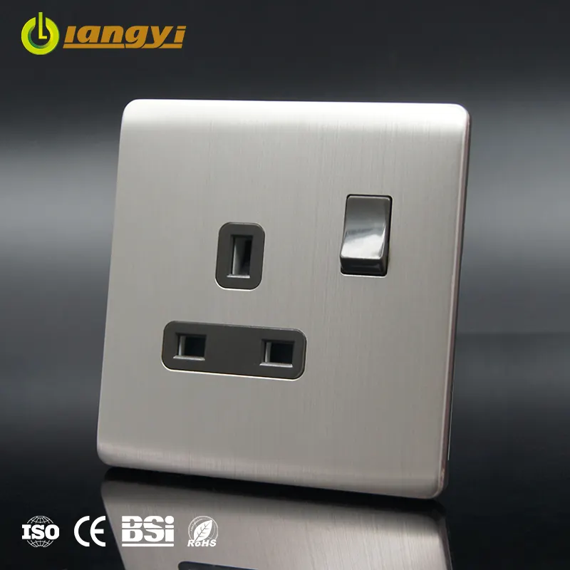 British Uk Socket Factory Direct Price 13A UK Kitchen Power Socket British Extension Lead Power Strip Extension Socket With Switch