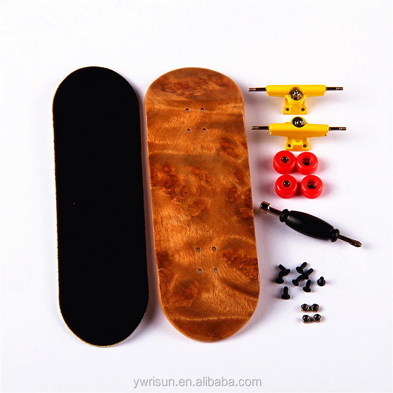 RSFN0013 оптовая продажа Канадский кленовый лес мини-гриф 30 мм или 32 мм Tech Deck Finger скейтборд