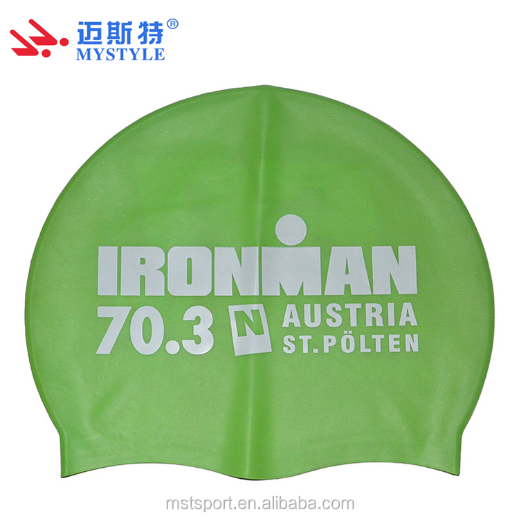 2018 fashion new swimming caps sports equipment factory