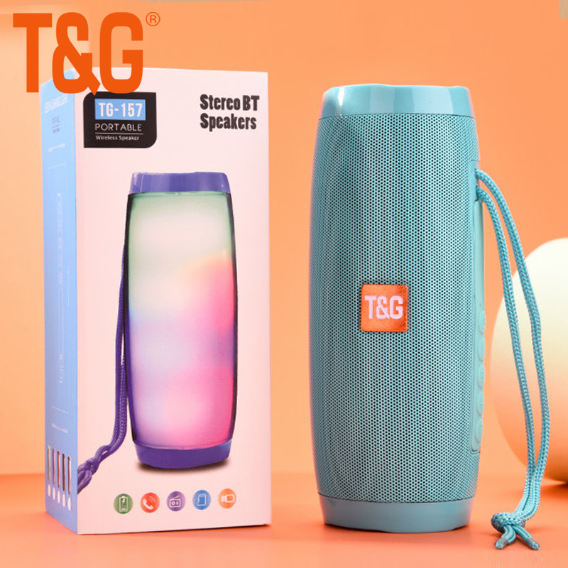 Горячая продажа bluetooth басовый динамик с цветным светодиодным беспроводным T & G роговым динамиком, поддерживаемый OEM модный портативный динамик