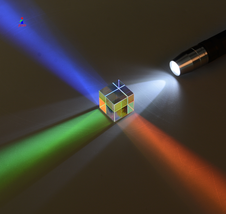 20*20 мм хрустальные подарки Оптическое стекло мини стекло X-cube Prism
