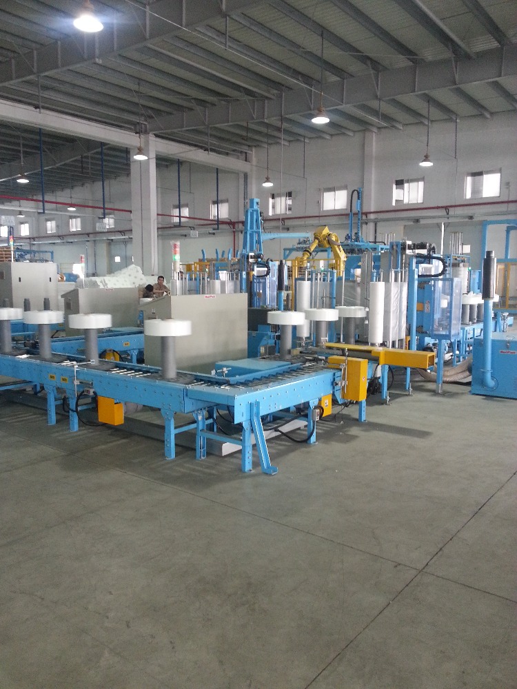 Полиэфирная пряжа poy 135dtex/48f, полуматовая, необработанная, белая