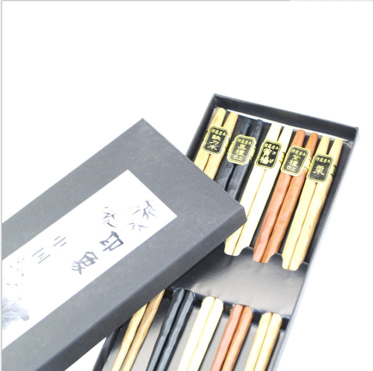 Multi-color Fresh And Elegant Wooden Chopsticks In Stock And Fast Delivery