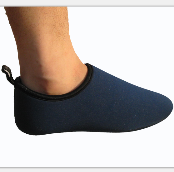 neoprene home shoes or sand shoes