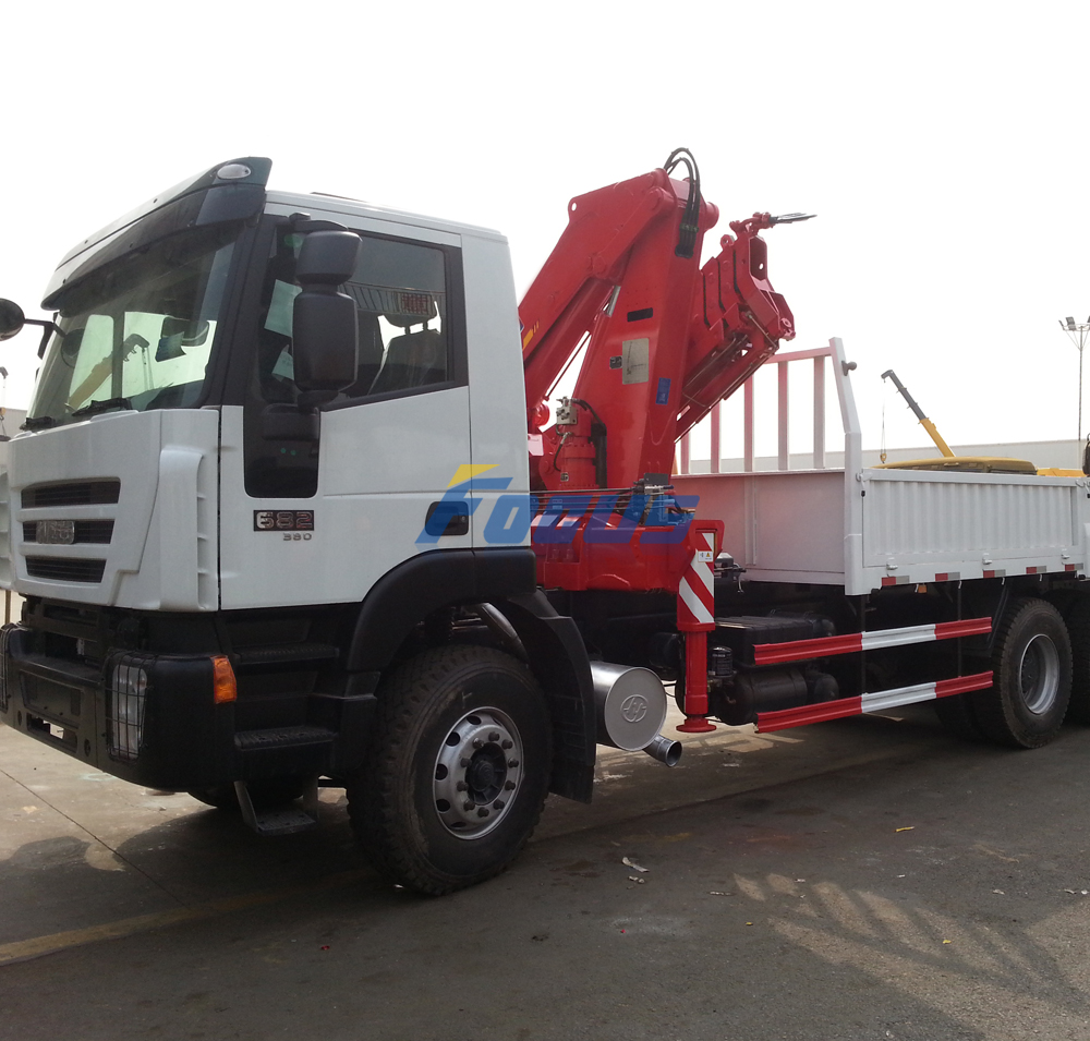 Коленчатый грузовик SQ10ZK3Q, 10 тонн, кран на продажу
