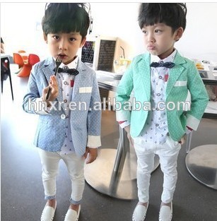 2014 новый дизайн корейского стиля 2-7 лет дёентльмен coat+white брюки 2 шт детей костюмы смокинг