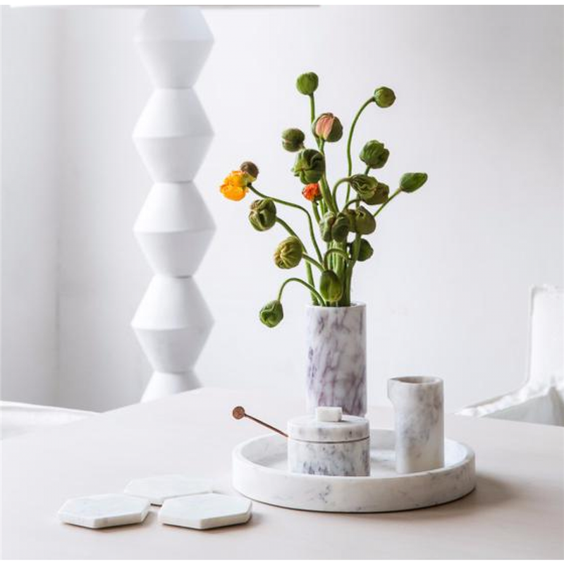 Ваза для цветов из мрамора Bianco Carrara