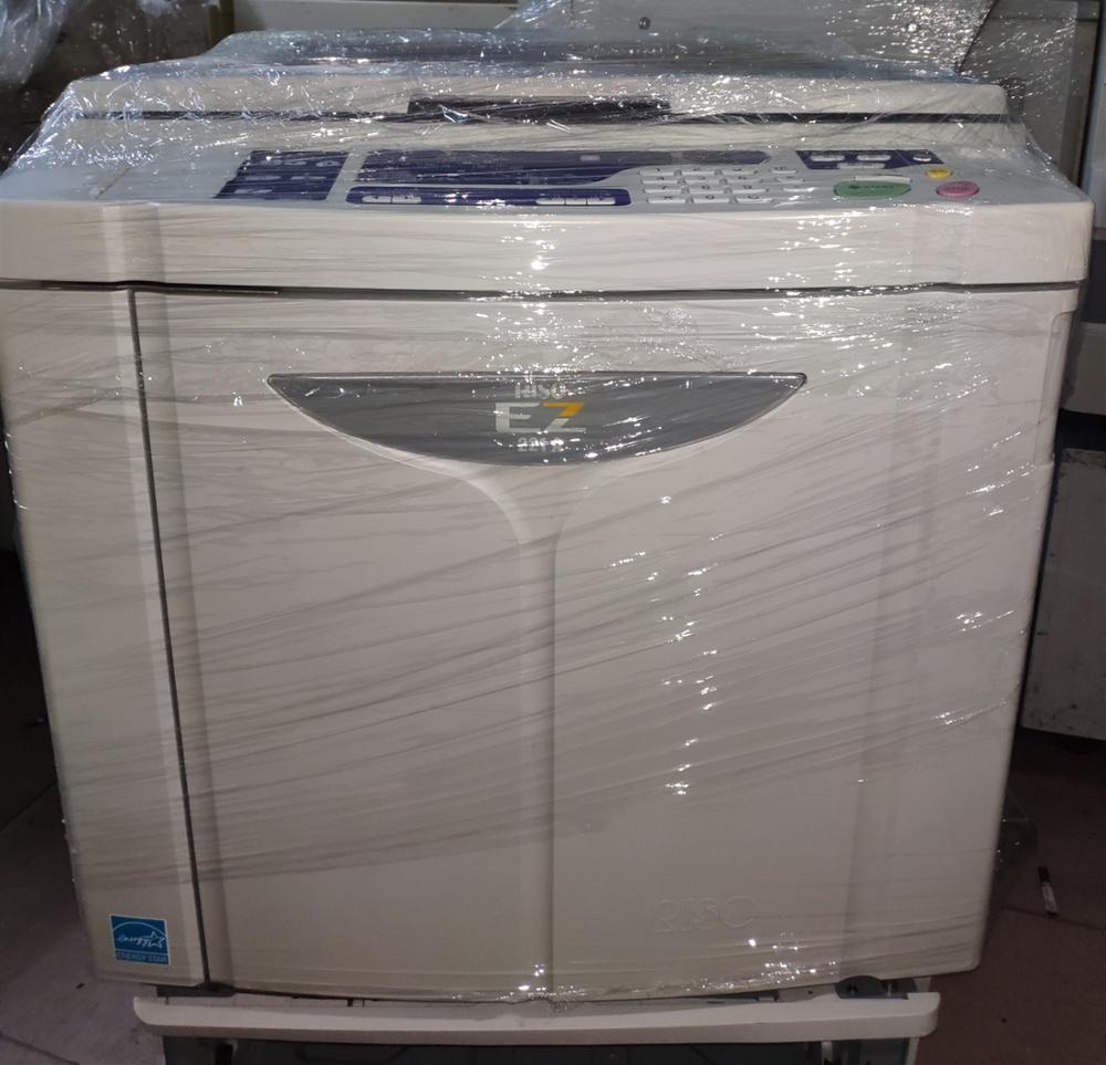 Копировальный аппарат RISOs EZ221A