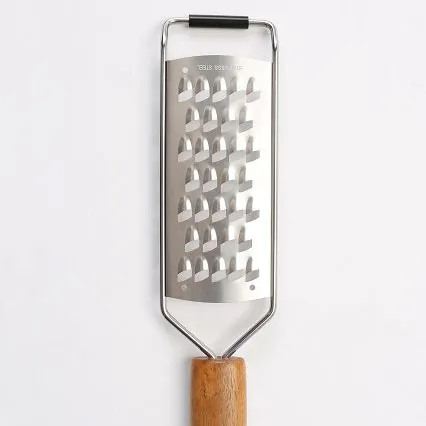 China Manufacturer Best Price Wood Handle Stainless Steel Food Grater