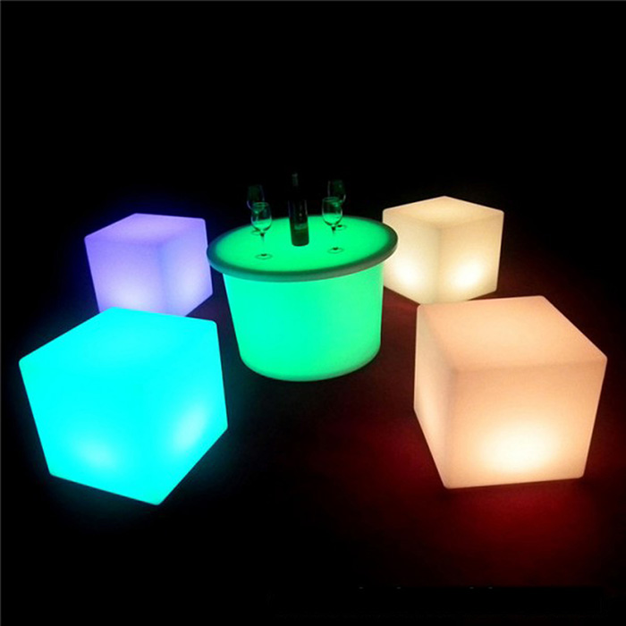 Перезаряжаемый пластиковый светодиодный кубический барный стул rgb 40x40x40