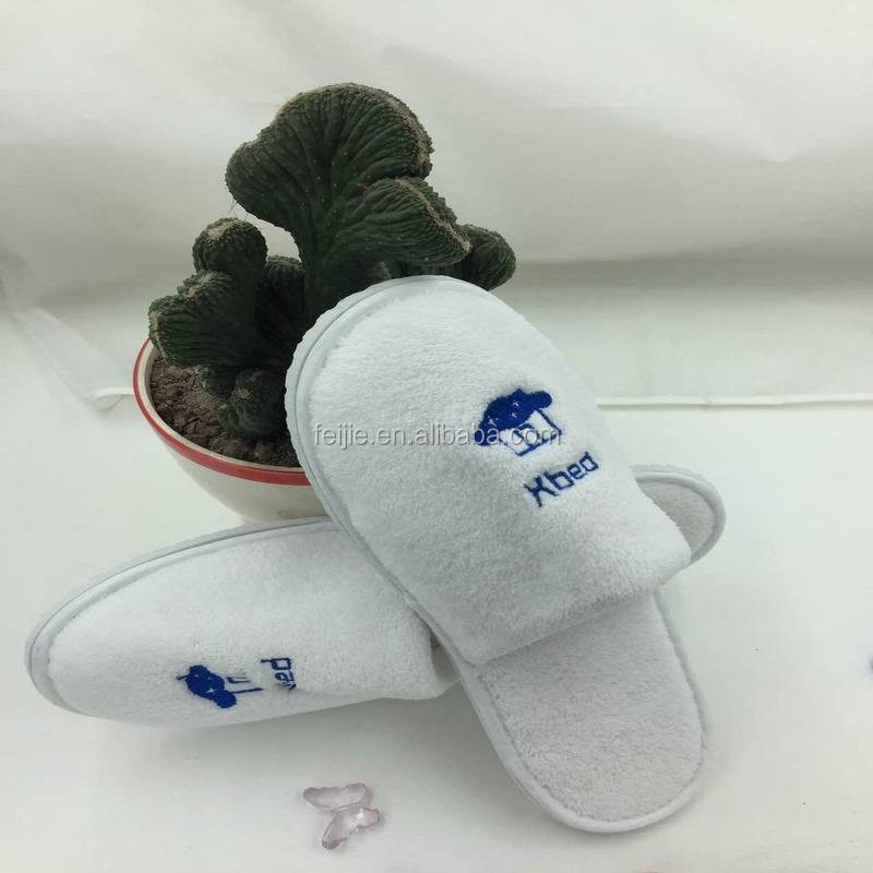 2019 OEM 100% cotton hotel coral fleece slipper with embroidery logo