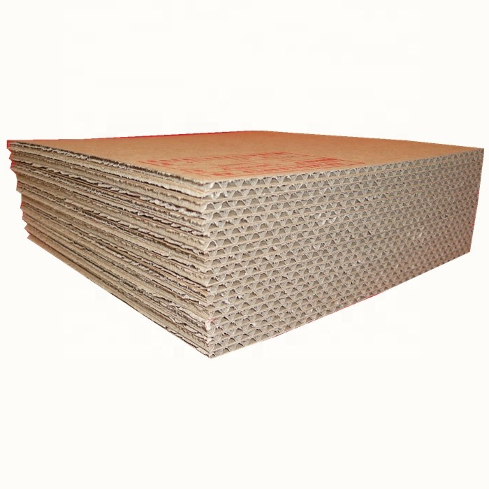 Фабрика поставляет гофрированный картон с быстрым сроком поставки 3PLY, 5PLY,7PLY