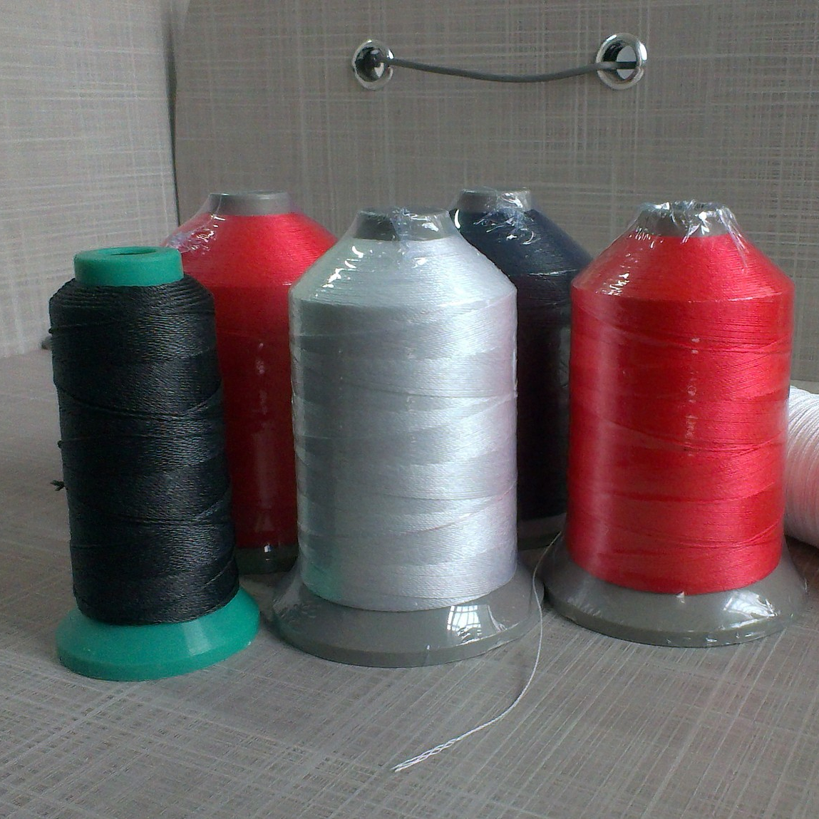 PTFE, NOMEX, PPS швейных ниток высокого termpreature сопротивление для промышленного фильтр-мешок