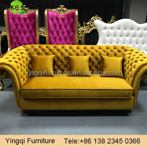 Диван для гостиной Chesterfield на продажу