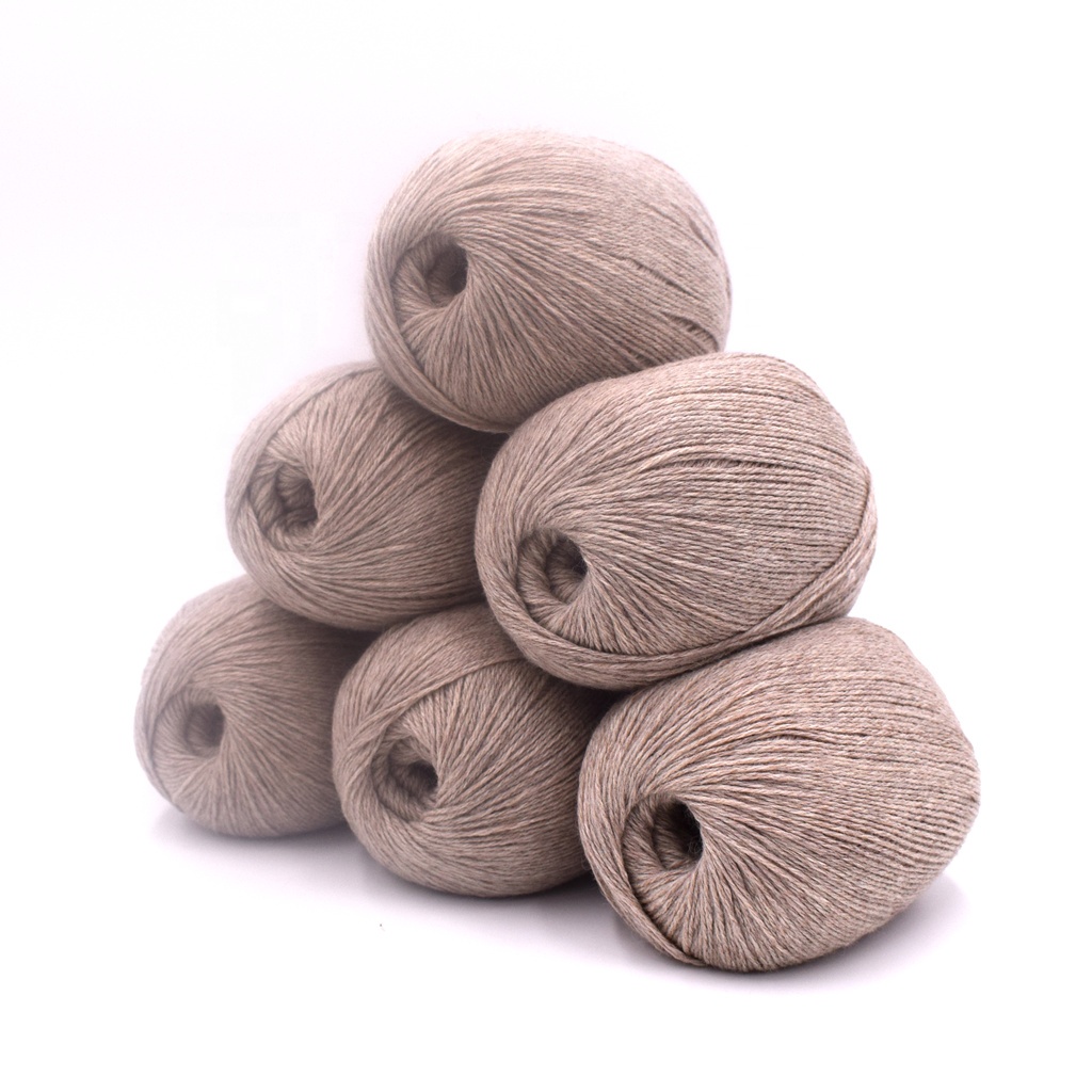 Горячая продажа низкая цена цветные мягкие 26s/3ply воскресенье ангорской пряжи