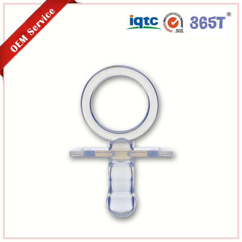 High quality Made in China cute childre pacifier clip wood