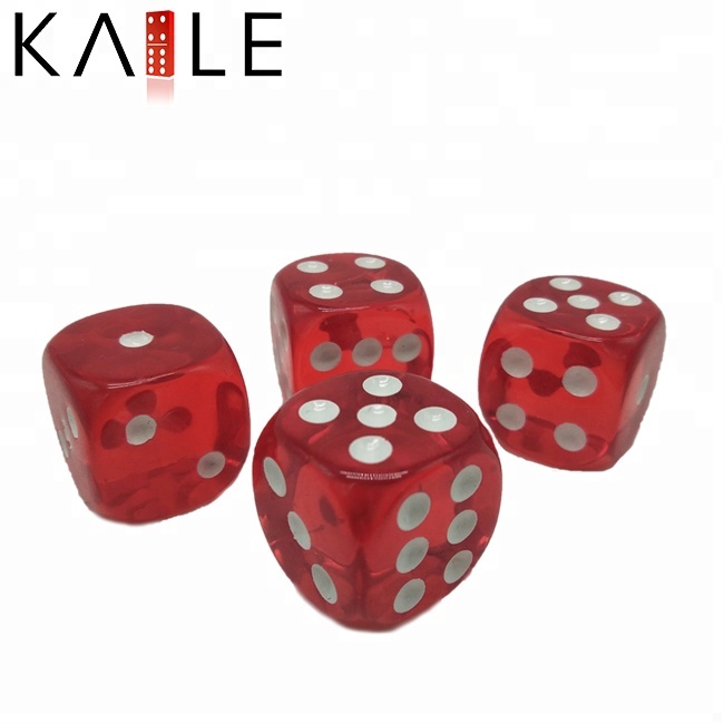 Пластиковые прозрачные игральные кости