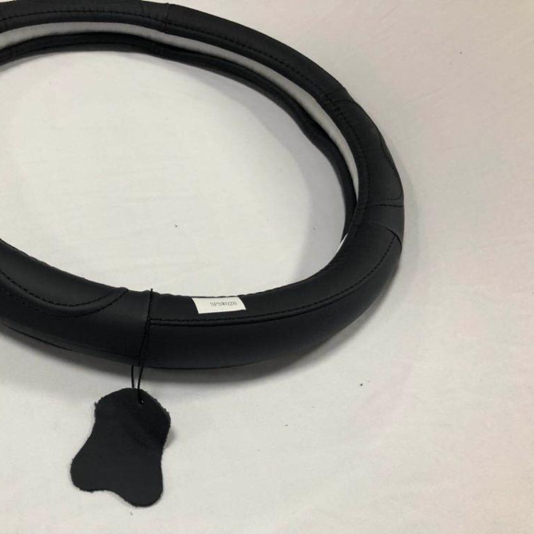 Black color new design steering wheel cover whole sale with new leather label