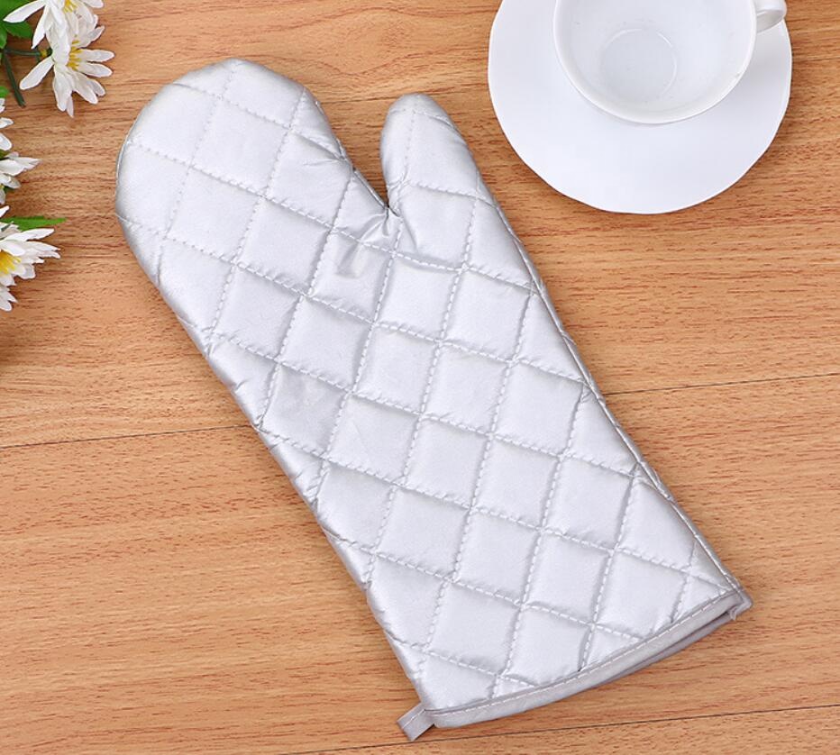 Yulan CR224 Cotton Material and Oven Usage Kitchen Glove Pot Holder Set