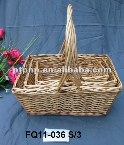 Ручная корзина из ротанга