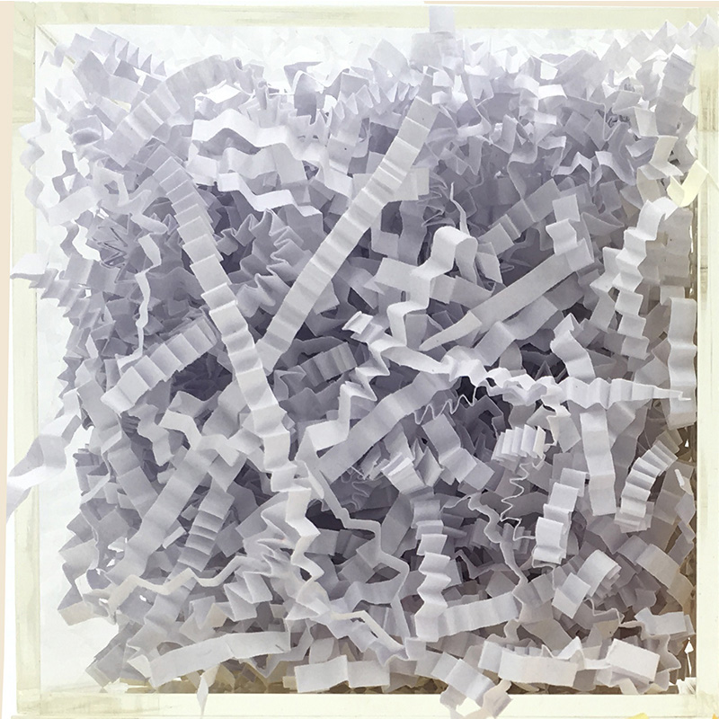 Переработанная упаковка Крафтовая упаковка наполнителя Crinkle Cut Crinkle Shredded Paper