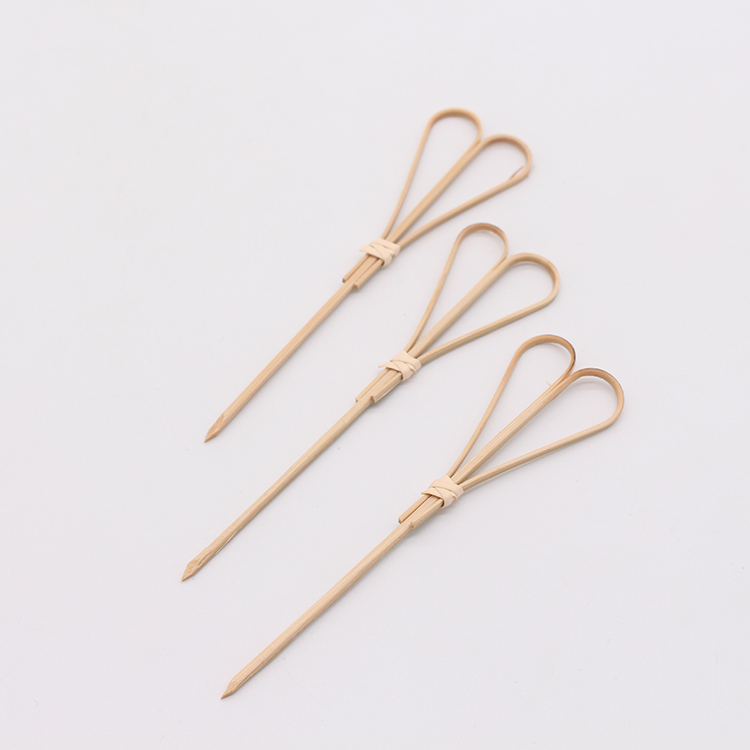 Disposable 9cm Heart-shape Pretty Bamboo Fruit Stick Cocktail Sticks Skewer For Bar