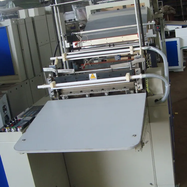 Bag Making Machine Manufacturers High Speed 4 Line Cold Cutting Bag Making Machine For T-shirt Bags