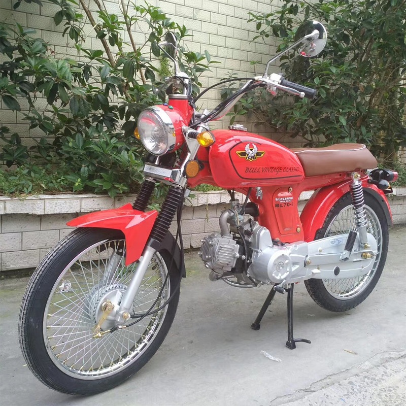 Китайский винтажный мотоцикл 110cc мопеда белого цвета 70cc