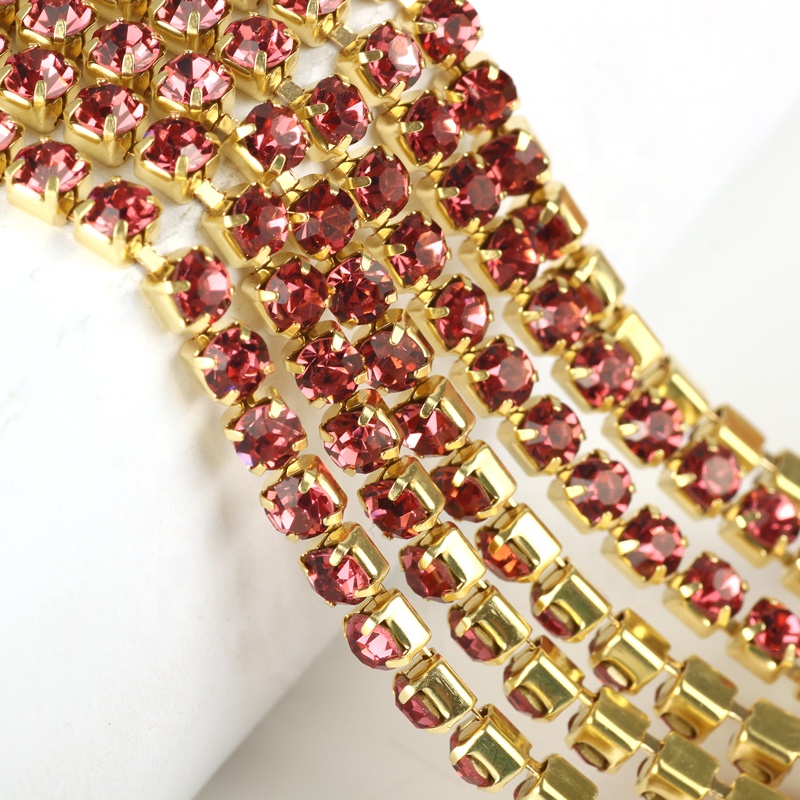 Light Amethyst Кристалл Rhinestone цепь отделка 2 мм по двору