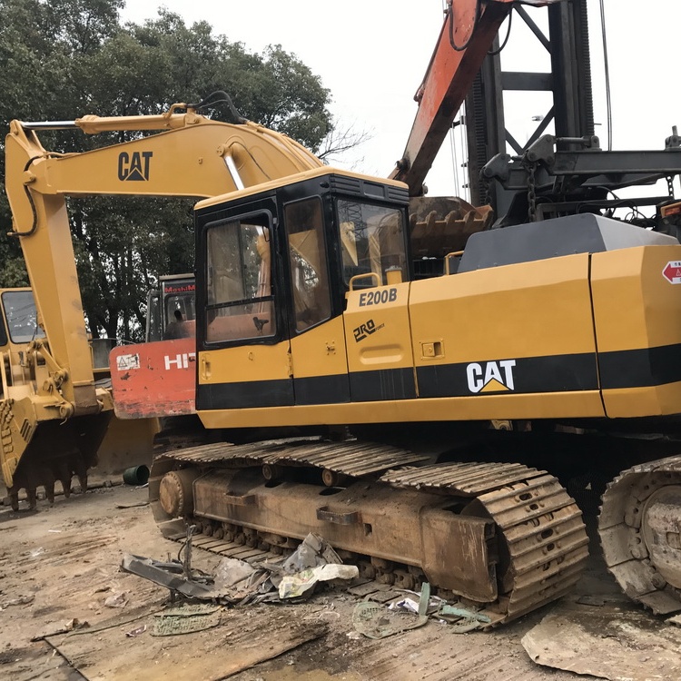 Б/у Catrepillar E200B гусеничный экскаватор