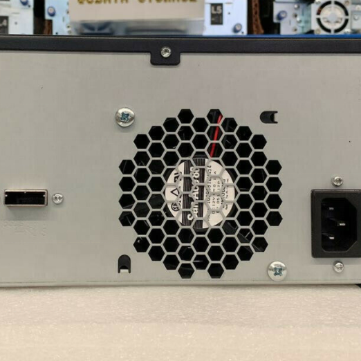 Внешний Ленточный привод HP LTO5 ULTRIUM 3280 SAS EH900A 587238-001 EH900B 693425-001