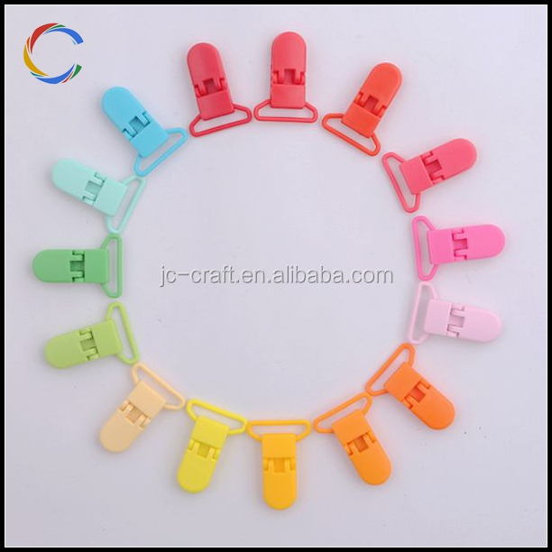 Environmental Pacifier Clip Plastic Suspender Clip For Baby