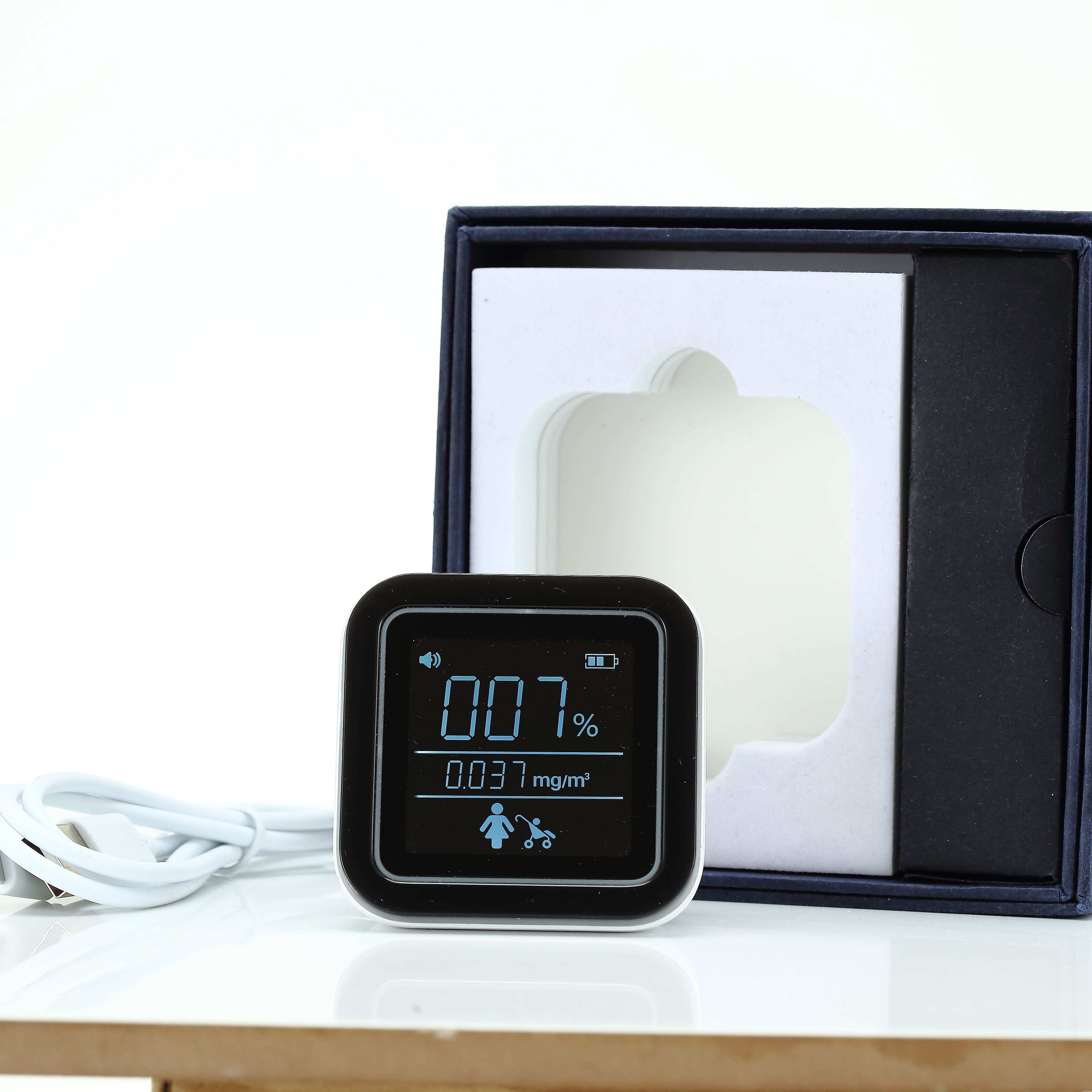 Датчик качества воздуха pm2.5 co2 + voc в помещении