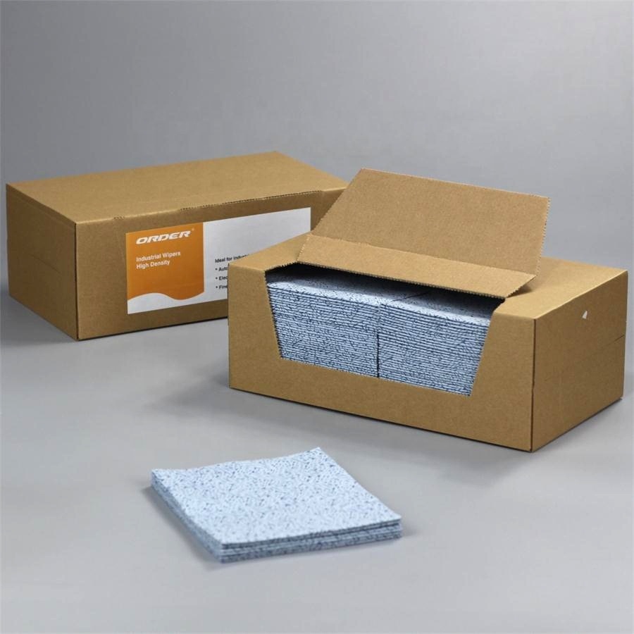 1/4 Fold X-3330 Series 100% polypropylene industrial cleaning wipes