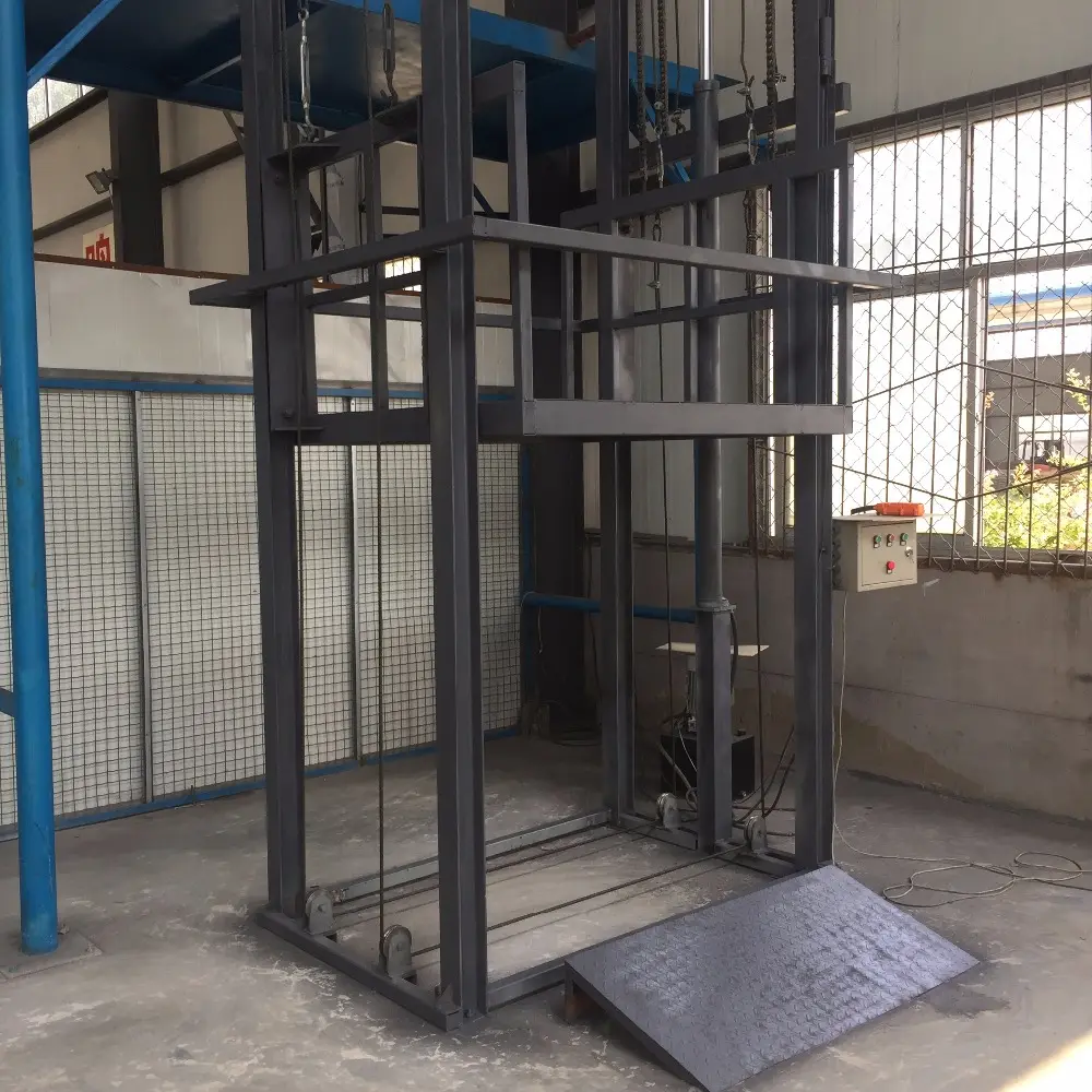 Hydraulic 4T Cargo Lift Platform Vertical Platform Lift Used In The Workhouse