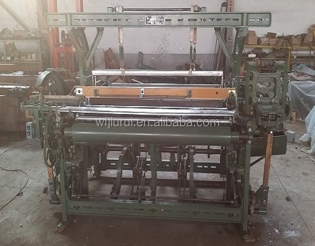 Автоматически меняющийся ткацкий станок GA615F