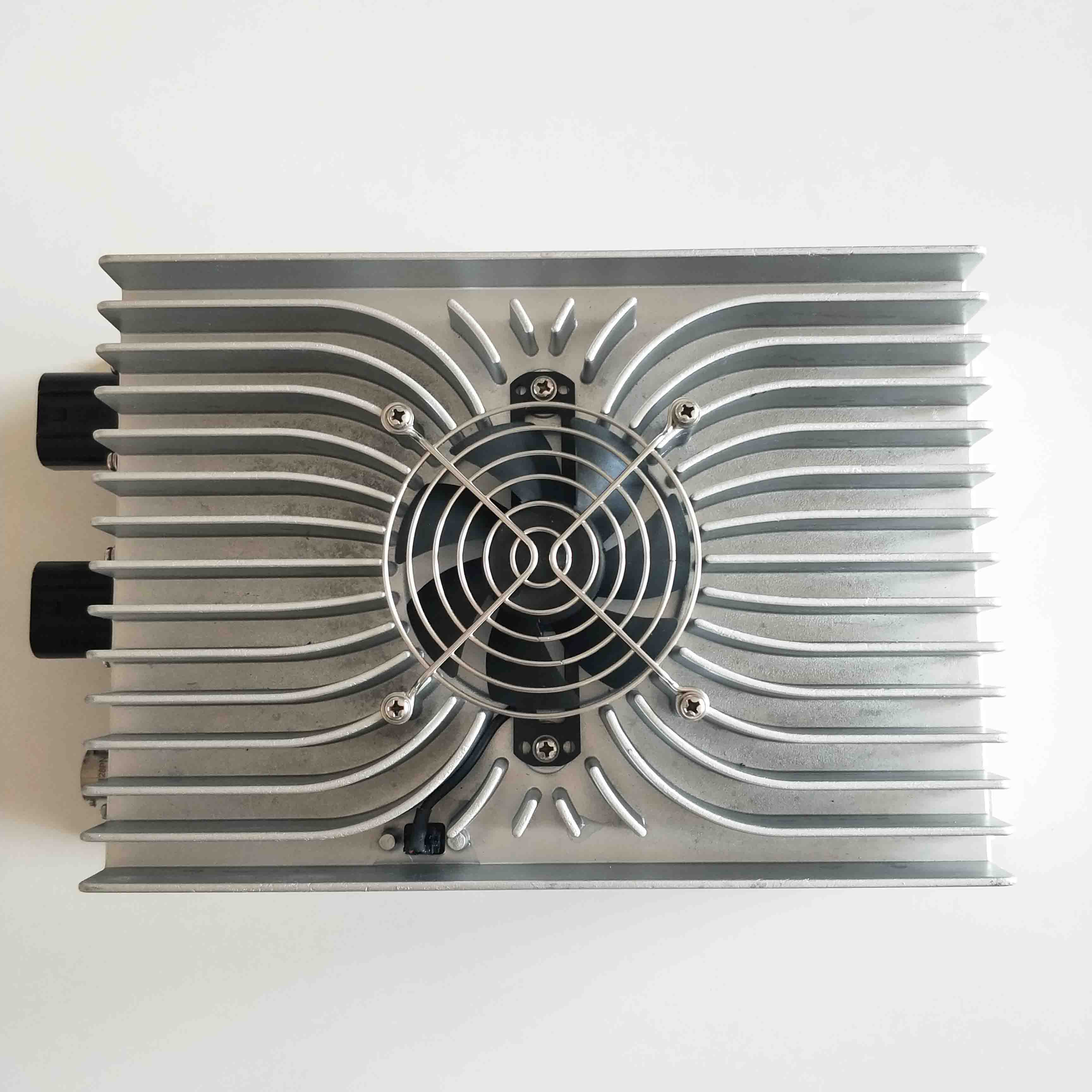 Высокая мощность частота промышленный Standards1.8KW 3.3KW 48В 60В 72В 99VDC на борту IP67 CANBus 25A зарядное устройство 110 V 220VAC