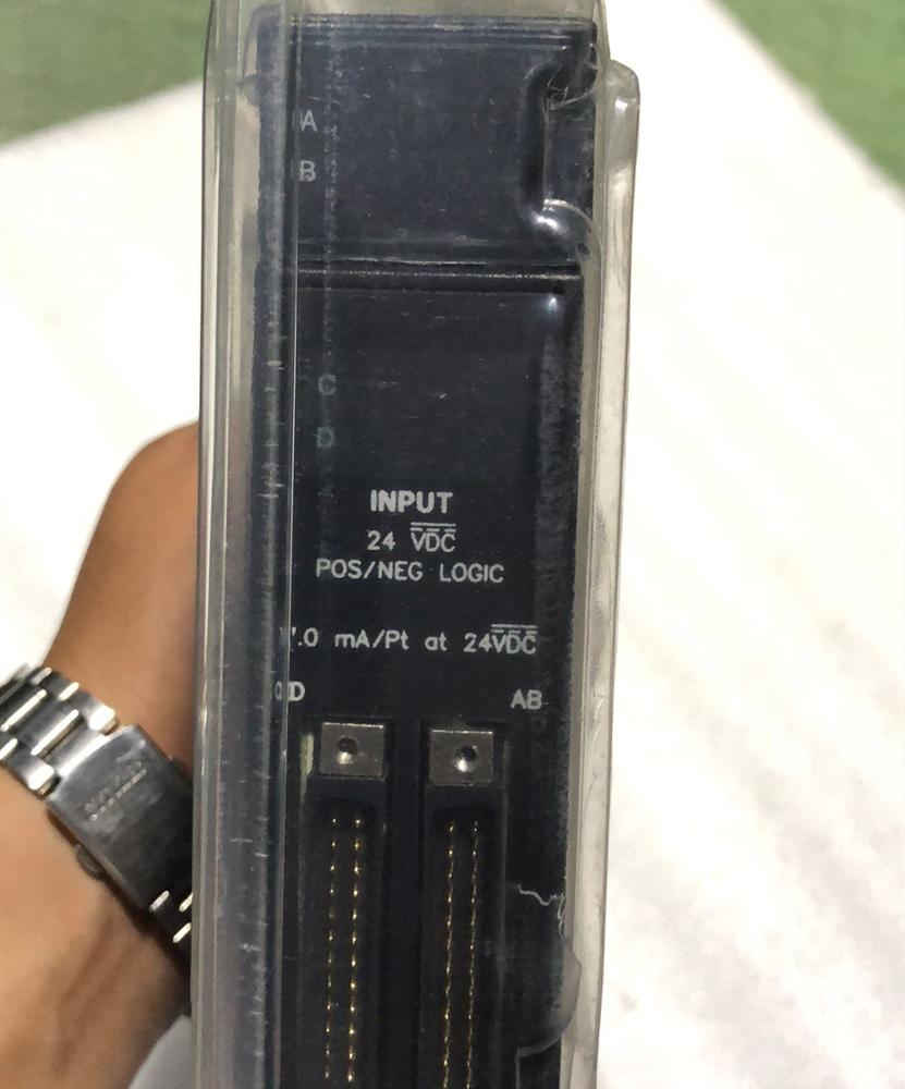 Бесплатная доставка Спот товары для G E FANUC IC693MDL655F низкая цена Гарантия 1,5 лет низкая цена
