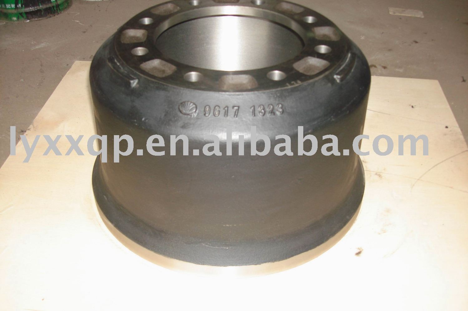 Тормозной барабан для MITSUBISHI MK 528536
